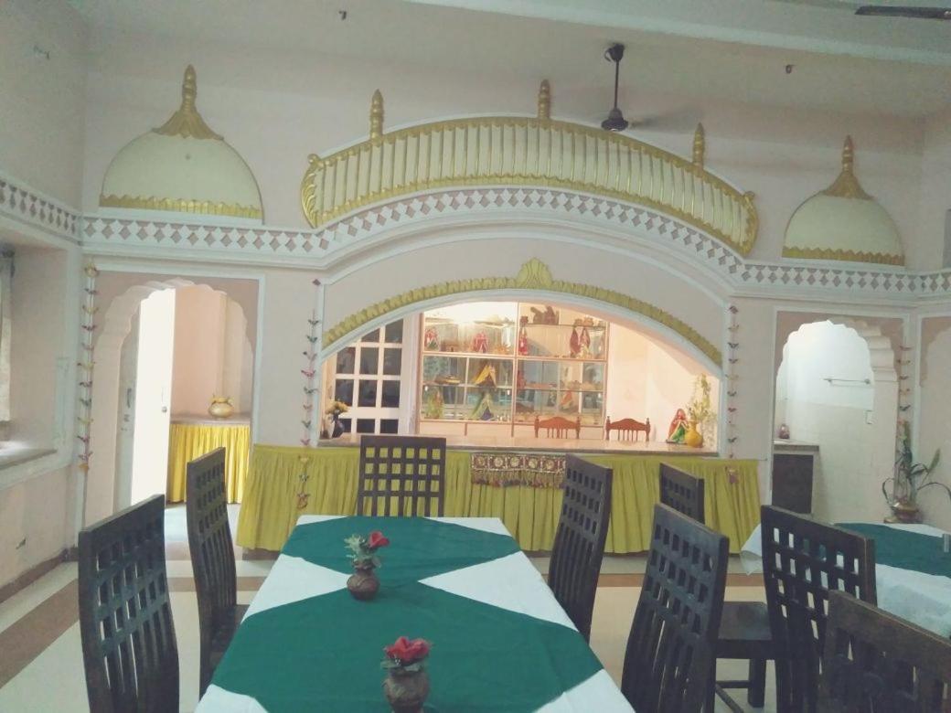 Hotel Jamuna Resort Jhunjhunu Exterior foto